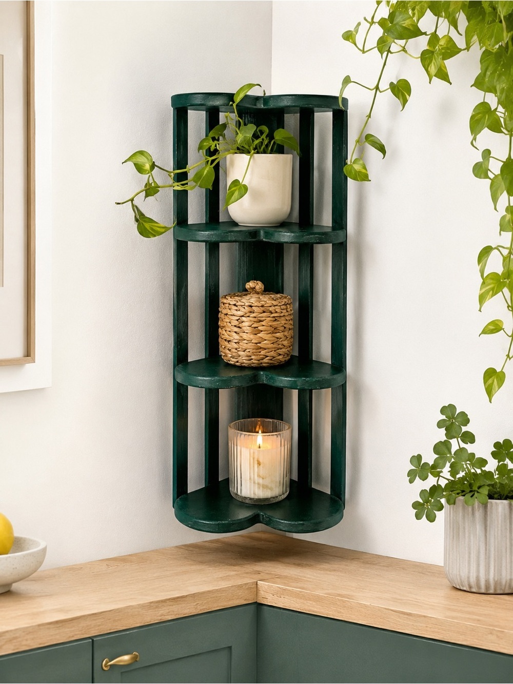 Vintage Corner Heart Shelf Forest Green 3 Tier Wooden Display
